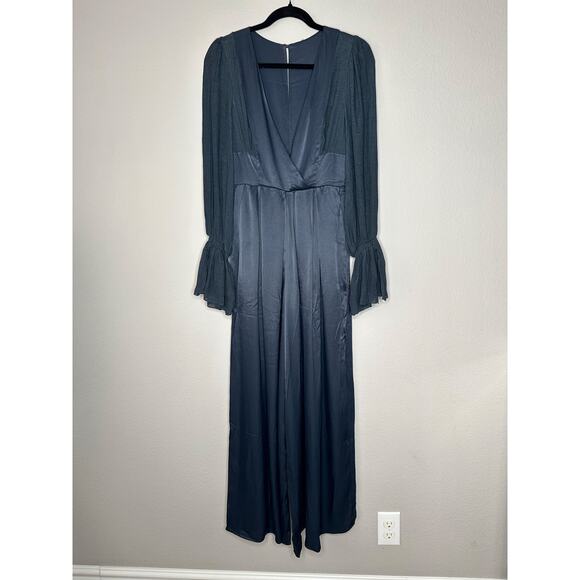 FREE PEOPLE “Not Your Baby” Satin Wide Leg Deep V High Waist Jumpsuit Size 0/XS - Picture 11 of 16